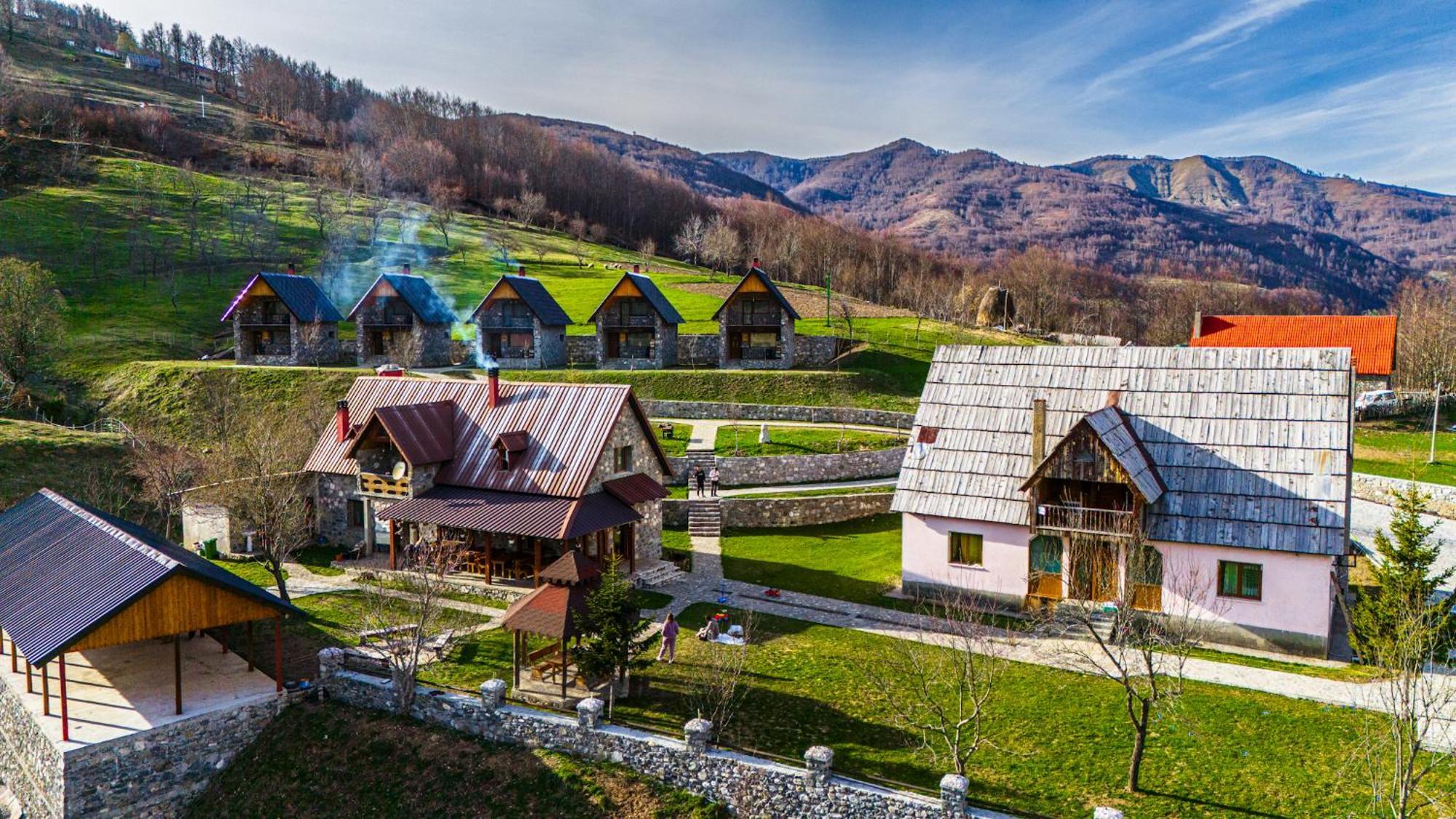 Vila Alpini Lepushe Eksteriør bilde